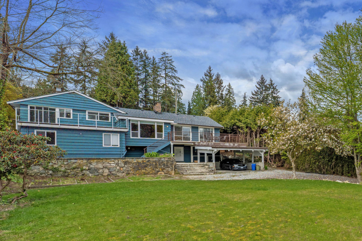 Rarely Available Prime View Lot with Newly Renovated Home- 1665 Queens Avenue